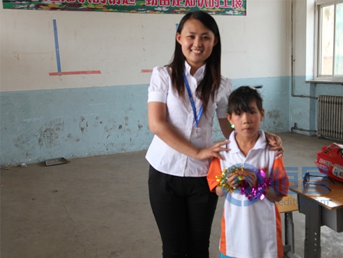 山西分公司陽曲縣山村小學(xué)愛心活動 山西分公司陽曲縣山村小學(xué)愛心活動