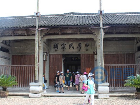 “擁抱財富,擁抱花樣年華”—荻浦村一日游