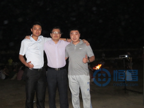 青島分公司團建活動獲豐收.jpg 青島分公司團建活動獲豐收.jpg