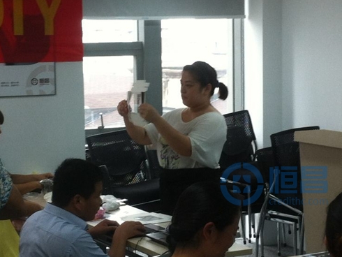 杭州分公司手工活動.jpg 杭州分公司手工活動.jpg