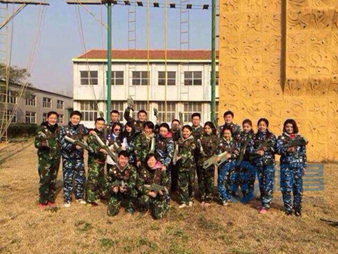 青島分公司開展正能量戶外拓展訓練