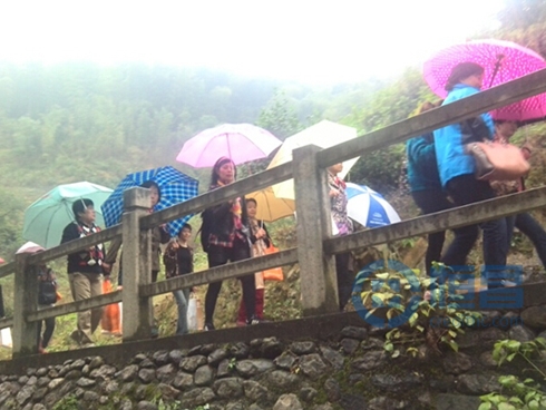 寧波第二分公司舉辦奉化元寶山莊一日游活動 寧波第二分公司舉辦奉化元寶山莊一日游活動