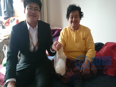 恒昌財富大連第二公司開展“紅梅送早餐”活動 恒昌財富大連第二公司開展“紅梅送早餐”活動