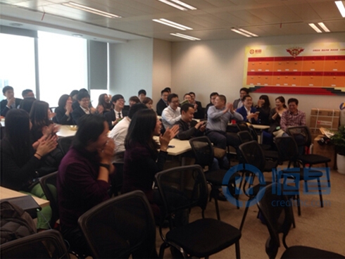 首屆恒昌“愛心義拍 陽光助學”公益活動紀實 首屆恒昌“愛心義拍 陽光助學”公益活動紀實