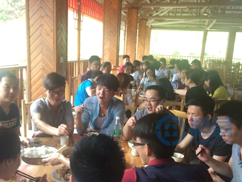 惠州營業部團建活動.jpg 惠州營業部團建活動.jpg