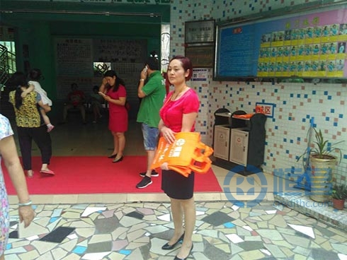 深圳第四分公司開展小區駐點展業活動