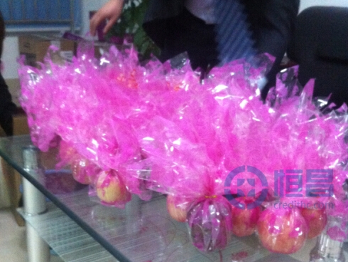 聊城“平安夜,送祝福”活動.jpg 聊城“平安夜,送祝福”活動.jpg