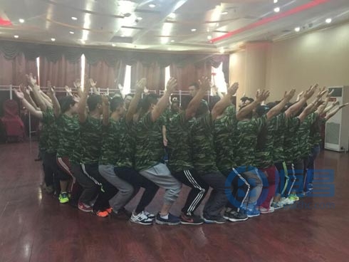 牡丹江分公司第一營(yíng)業(yè)部“浴火鳳凰 涅槃重生”精英特訓(xùn)營(yíng) 牡丹江分公司第一營(yíng)業(yè)部“浴火鳳凰 涅槃重生”精英特訓(xùn)營(yíng)