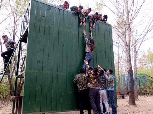 大慶分公司戶外拓展訓練活動 大慶分公司戶外拓展訓練活動