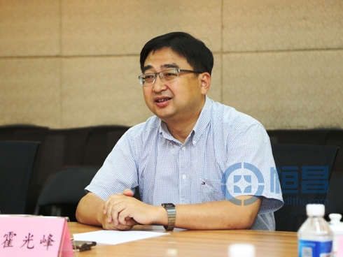 順義區(qū)區(qū)委常委、常務(wù)副區(qū)長霍光峰座談會上發(fā)言